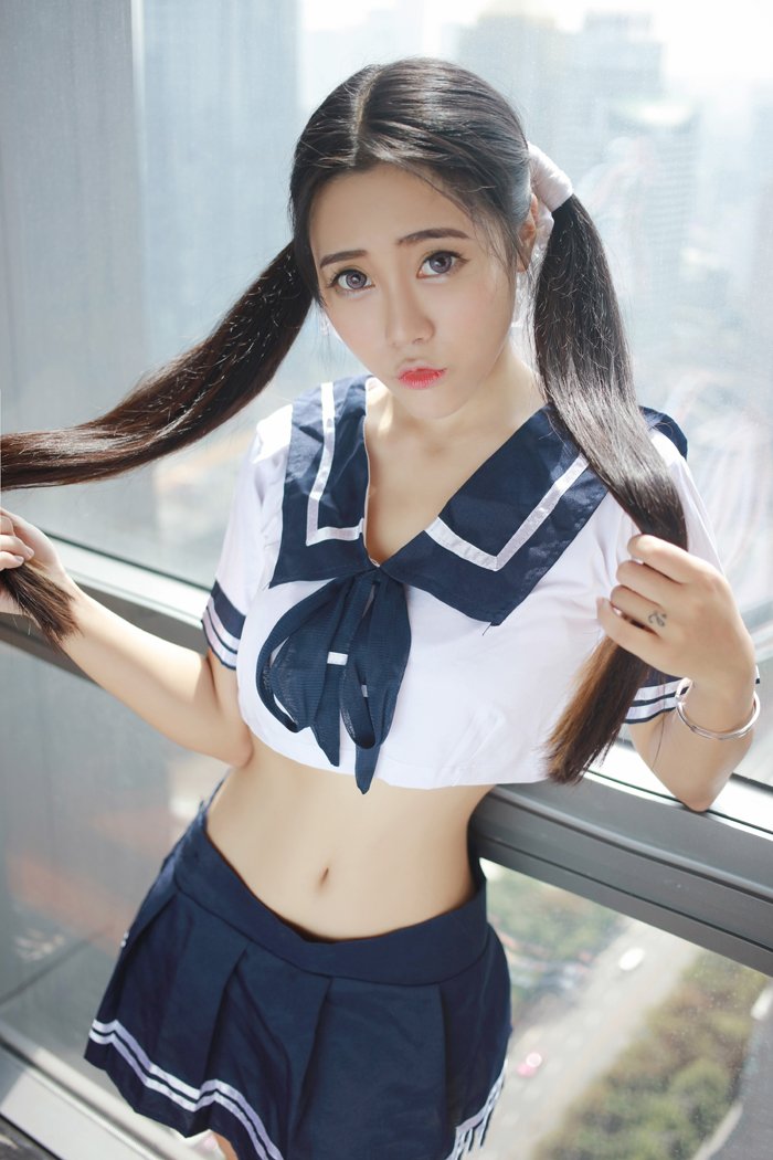 性感女仆兜豆靓Youlin百变制服诱惑