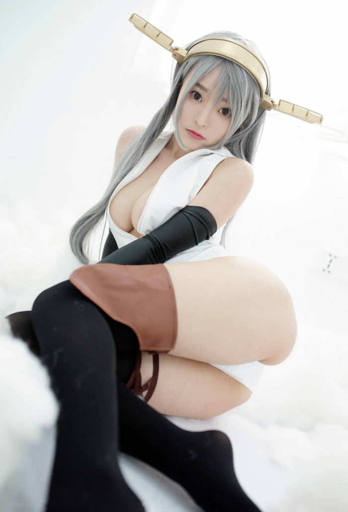 舰娘cosplay柳侑绮大胆开胸泳衣版