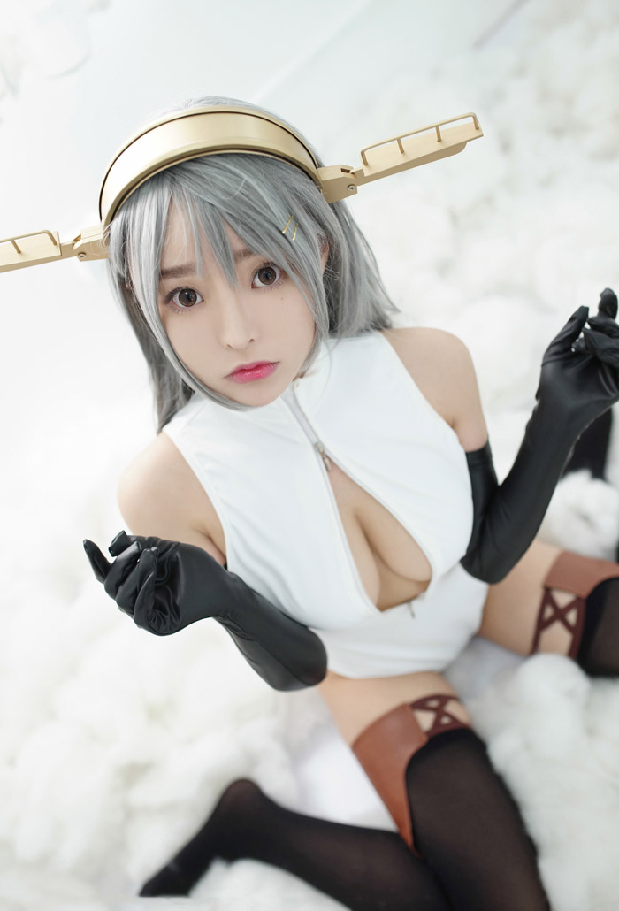 舰娘cosplay柳侑绮大胆开胸泳衣版